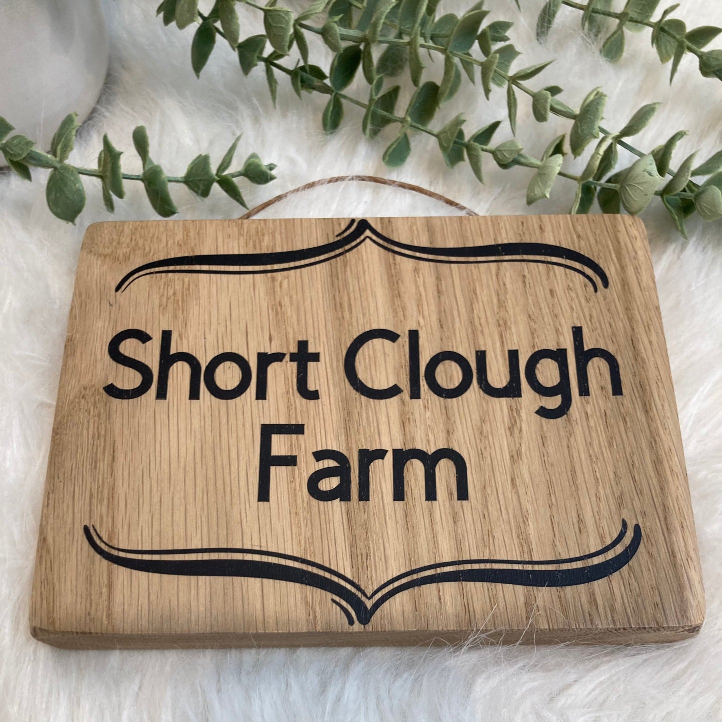 OAK HANGING SIGNS